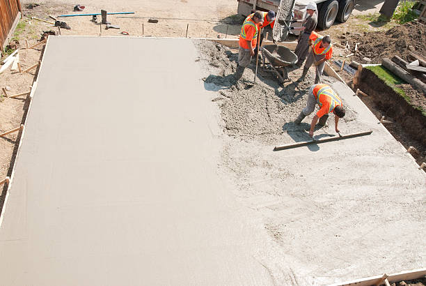 Best Concrete Sidewalk Installation  in Clarkson Valley, MO